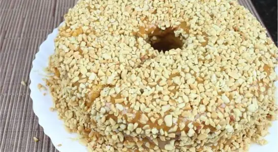 Bolo de amendoim: fica muito gostoso e o preparo é bem prático 2 bolo de amendoim