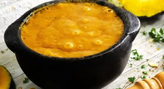 Caldo de moranga: para esse clima mais frio nada é mais saboroso 1 caldo de moranga