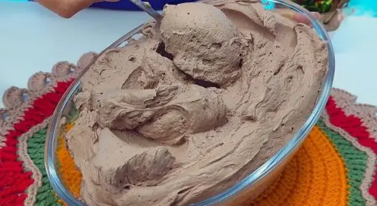 Mousse de chocolate cremoso só com 3 ingredientes para qualquer dia da semana 3 mousse de chocolate
