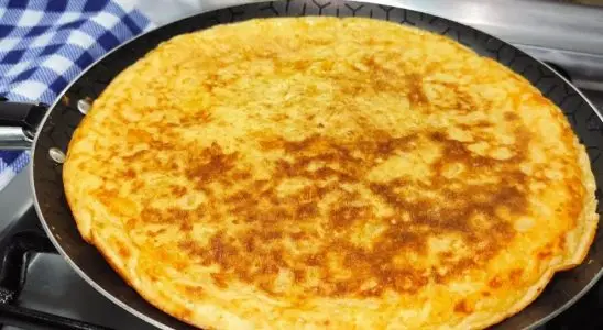 Pão de queijo de frigideira delicioso e que fica pronto em poucos minutos 4 pão de queijo de frigideira