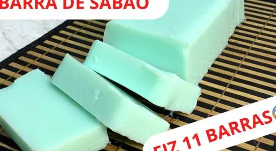 Sabão em barra caseiro com poucos ingredientes: limpa muito, rende bem e é fácil de fazer 1 sabão em barra caseiro