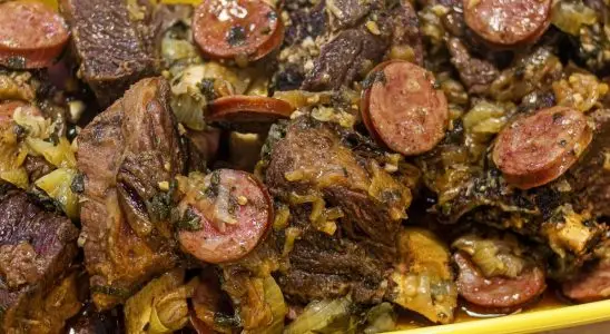 Costela acebolada na pressão super fácil e saborosa para seu almoço em família 4 costela acebolada
