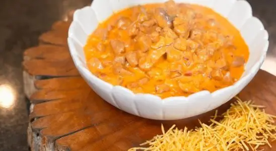 Strogonoff suíno: com filé mingnon cremoso e prático para um jantar especial 2 strogonoff suíno