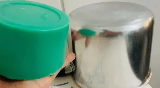 Pasta de brilho caseira fácil de fazer para deixar suas panelas brilhando sem esforço 4 Pasta de brilho caseira