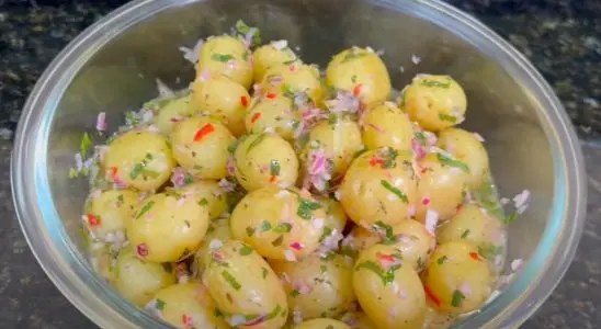 Batatinha em conserva simples e perfeita para petiscos e festas 1 batatinha em conserva