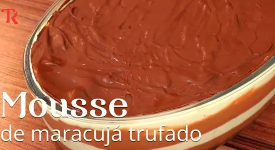 Mousse de maracujá trufado com sabor marcante, fácil de preparar e ótimo para servir gelado 2 mousse de maracujá trufado