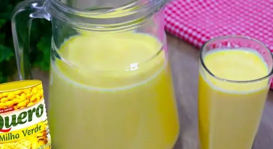 Suco de milho cremoso e natural feito em casa ótimo para acompanhar o café da tarde 1 suco de milho