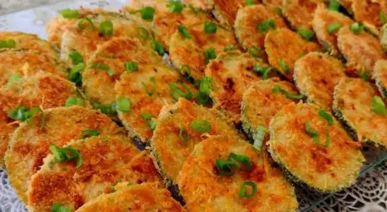 Abobrinha crocante de forno deliciosa e fácil de fazer para acompanhar qualquer refeição 1 abobrinha crocante