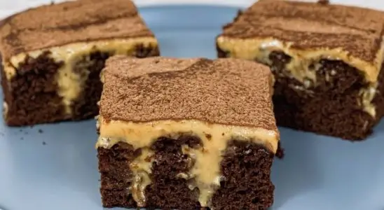 Bolo chococreme super fácil e fofinho com massa feita à mão, sem batedeira 4 bolo chococreme