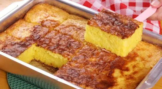 Bolo moça de milho fofinho e delicioso que combina perfeitamente com o café da tarde 1 bolo moça de milho