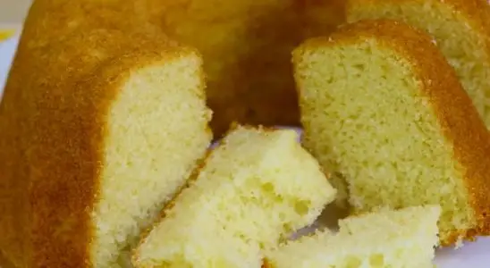 Bolo para o café da tarde simples e econômico que fica pronto em poucos minutos 1 bolo para o café da tarde