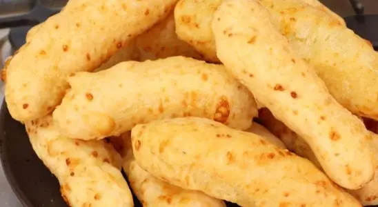 Biscoitão de polvilho frito que não estoura e cresce muito para a hora do seu cafezinho 2 biscoitão de polvilho frito