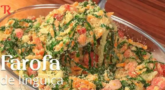 Farofa de couve com linguiça deliciosa e muito fácil de fazer para acompanhar seu almoço em família 1 farofa de couve com linguiça