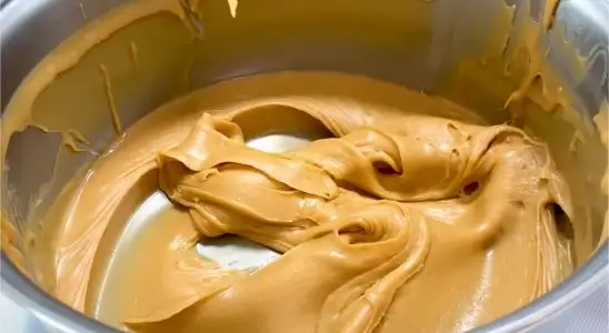 Doce de leite cremoso e lisinho, com textura perfeita para comer de colher ou rechear 3 doce de leite cremoso