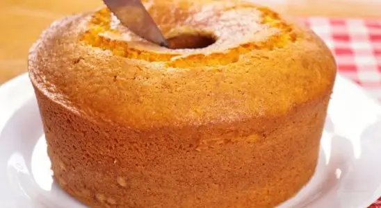 Bolo de abóbora macio, úmido e delicioso que você não vai conseguir parar de comer 1 bolo de abóbora
