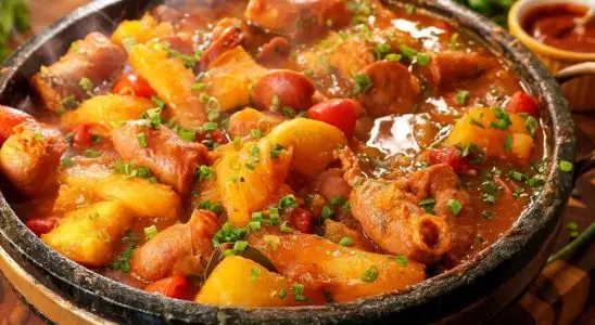 Linguiça atolada mineira: receita mineira deliciosa que é perfeita para o almoço de Ano Novo 4 linguiça atolada mineira