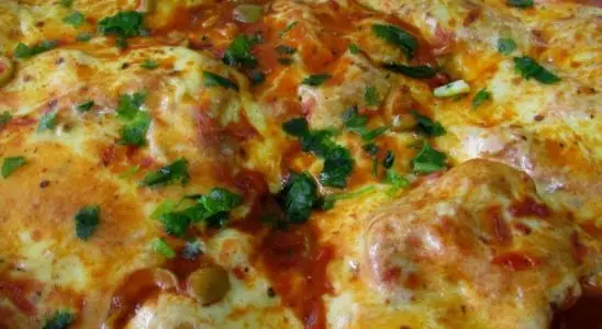 Bife à parmegiana: simples e fácil de fazer para o almoço de família no feriado 1 bife à parmegiana
