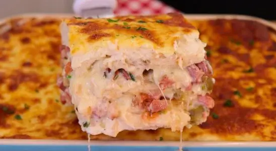 Lanchão de forno cremoso e fácil de fazer sem precisar preparar massa 1 lanchão de forno cremoso