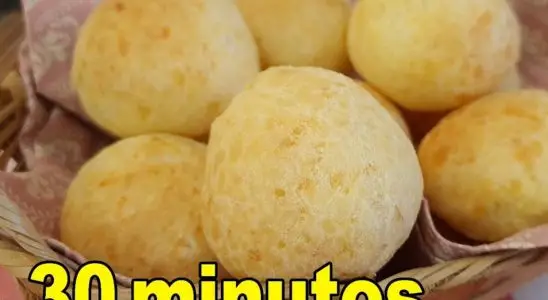 Pão de queijo super rápido e fácil: a melhor receita para o seu café 3 pão de queijo