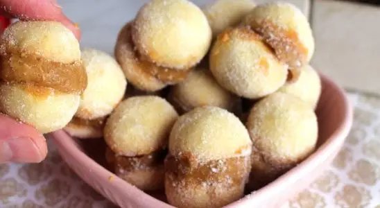 Casadinho de doce de leite para servir como um docinho especial na sua festa de réveillon 1 casadinho de doce de leite