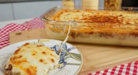 Escondidinho de carne irresistível para um almoço de ano novo perfeito com o que você tem em casa 3 escondidinho de carne