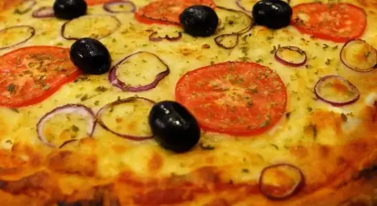 Pizza caseira com massa perfeita: fácil, simples e sem sujeira na sua cozinha 4 pizza caseira