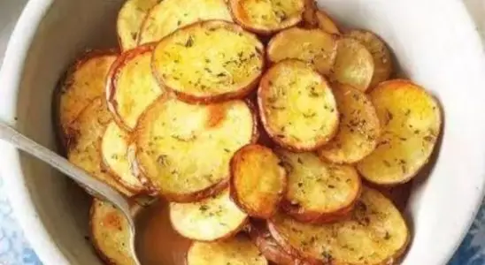 Batata doce assada: você fez errado a vida toda, o jeito certo de preparar batata doce sem fritar 1 batata doce assada