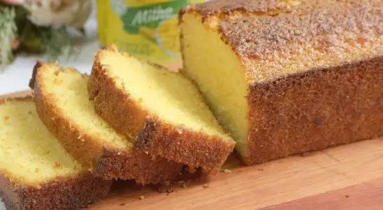 Bolo caseirinho de milho: use apenas milho de latinha e faça essa receita fofinha e deliciosa no liquidificador. 1 bolo caseirinho de milho