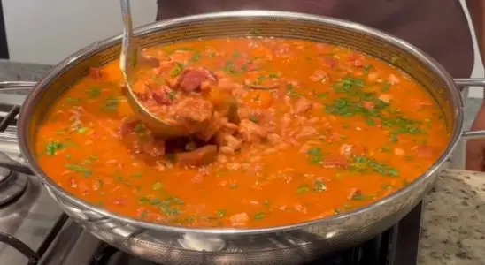 Feijoada colombiana: prato tradicional e saboroso para o almoço de domingo 2 feijoada colombiana