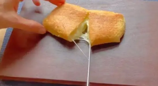 Pãozinho low carb: zero carboidratos, substitua o pão em 5 minutos 1 pãozinho low carb