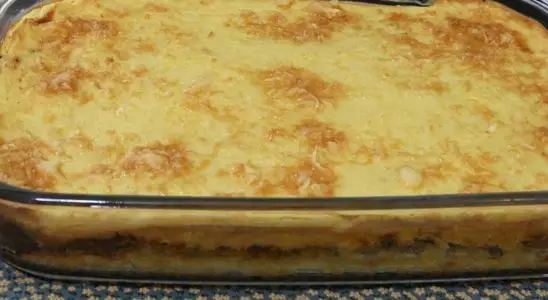 Torta de mandioca cremosa com carne moída: sem farinha de trigo e desmancha na boca 3 torta de mandioca