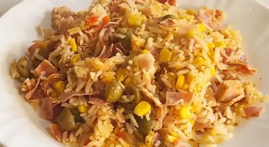 Arroz recheado: aprenda a fazer a receita mais fácil e rápida do mundo em uma panela só 1 arroz recheado