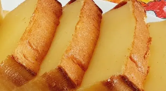 Como fazer bolo cremoso sem glúten: sem trigo, basta bater 3 minutos no liquidificador e levar ao forno para o seu lanche 1 bolo cremoso sem glúten