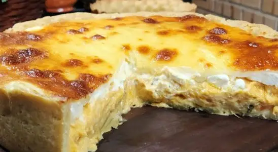 Como fazer empadão especial de frango super cremoso que derrete na boca e agrada toda a família 1 empadão especial de frango