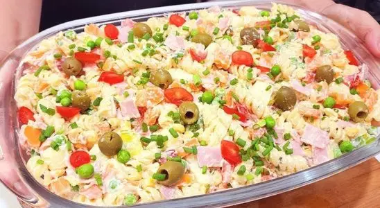 Macarronese deliciosa e muito colorida para acompanhar o seu almoço de domingo ou brilhar em datas festivas com a família 4 macarronese