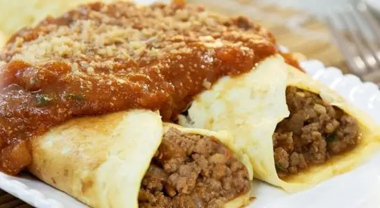 Panqueca de aveia: uma opção saudável e muito fofinha, feita com iogurte para você saborear no café da manhã ou em um lanche rápido e nutritivo 4 panqueca de aveia