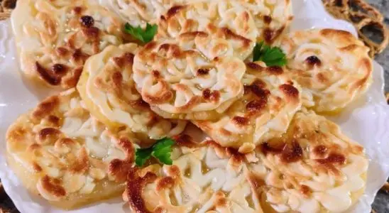 Sobremesa de abacaxi com apenas dois ingredientes que fica pronta muito rápido e é a opção mais econômica e deliciosa para o seu final de semana 3 sobremesa de abacaxi