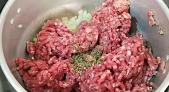 Carne moída com batata rápida e saborosa para uma refeição prática e nutritiva no seu dia a dia 4 carne moída com batata