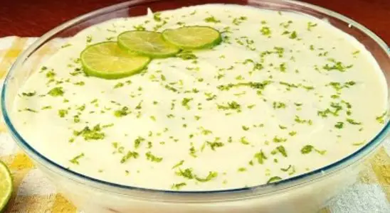 Pavê de limão: a sobremesa de fim de semana totalmente irresistível que combina a cremosidade do doce com o azedinho da fruta de um jeito único 2 pavê de limão