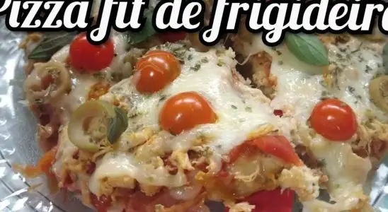 Pizza fit de frigideira: uma ótima opção para substituir seu jantar de forma fácil, rápida e barata 3 pizza fit de frigideira