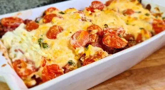 Linguiça assada: que você faz com praticidade, e fica saborosa e suculenta, perfeita para o almoço 1 Linguiça assada