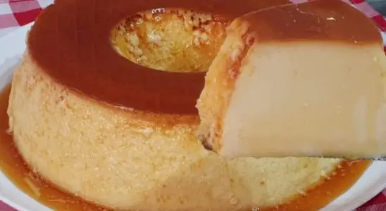 Pudim de leite condensado, um clássico que rende muito, fica cremoso e vai te surpreender 2 Pudim de leite condensado