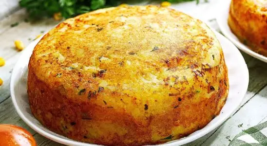 Torta de batata com carne moída na frigideira, muito suculenta e com uma casquinha crocante 1 Torta de batata com carne moída