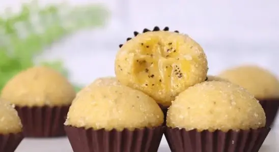 Brigadeiro de maracujá, delicioso e refrescante, que combina o doce com o azedinho da fruta 4 Brigadeiro de maracujá