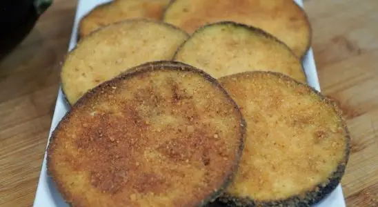 Berinjela empanada crocante e sequinha: descubra o segredo para uma casquinha perfeita 3 Berinjela empanada crocante