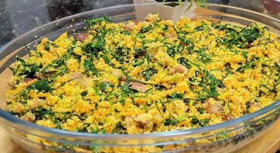 Farofa de couve, a melhor receita para acompanhar o seu churrasco ou uma refeição 2 Farofa de couve