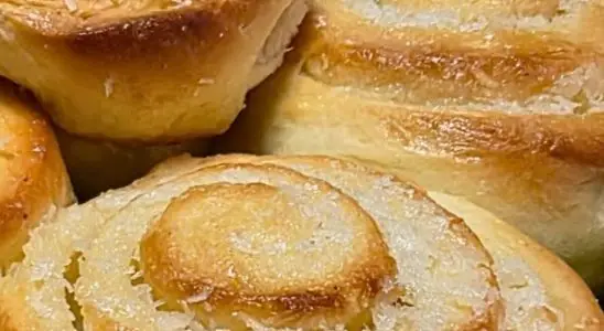 Pão de coco fatias húngaras, super fofinho e molhadinho, ele derrete na boca e é fácil de fazer 1 Pão de coco