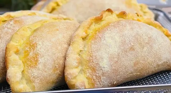 Pastel de forno: aprenda a fazer uma massa muito fácil e fofinha para o lanche da família 3 Pastel de forno