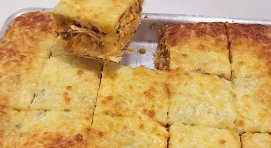 Torta de frango deliciosa e especial, ideal para qualquer ocasião, que será um sucesso em sua casa 2 Torta de frango