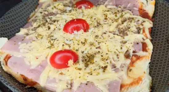 Lasanha de frigideira com pão de forma, que fica deliciosa e pronta em apenas 10 minutinhos 4 Lasanha de frigideira